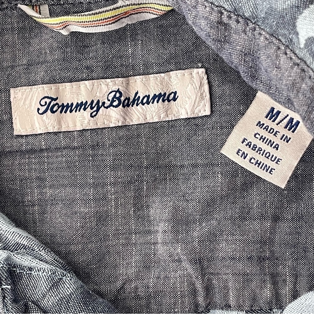 Tommy Bahama Tropical Tones Shirt Mens Medium Floral Print Button Up Blue - Picture 8 of 9